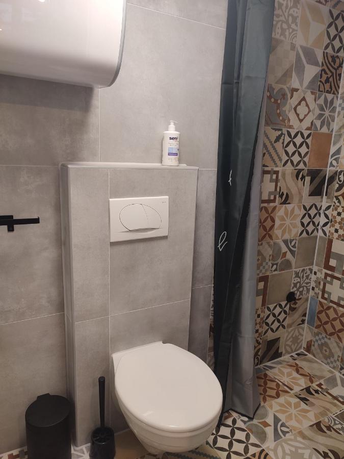 Apartman Dux 2 Карловац Экстерьер фото